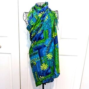 Rayon Sarong in Bold Blue Green & Yellow Design